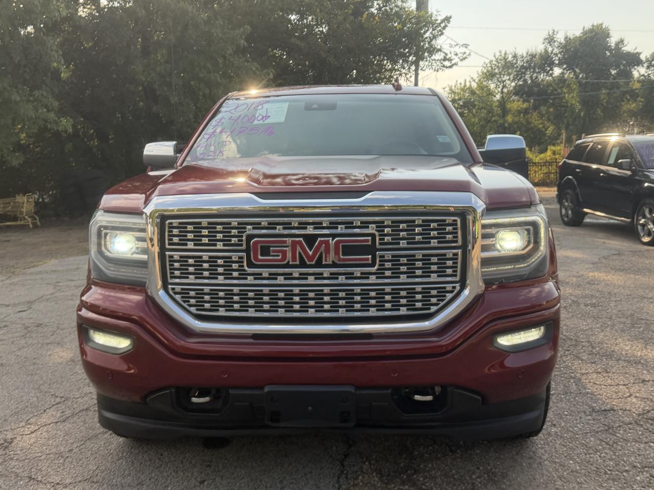 GMC Sierra 1500 4WD Crew Cab 143.5" Denali 2018