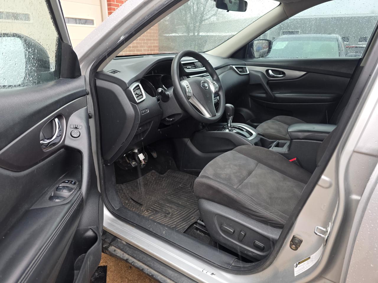 Nissan Rogue S 2WD 2016