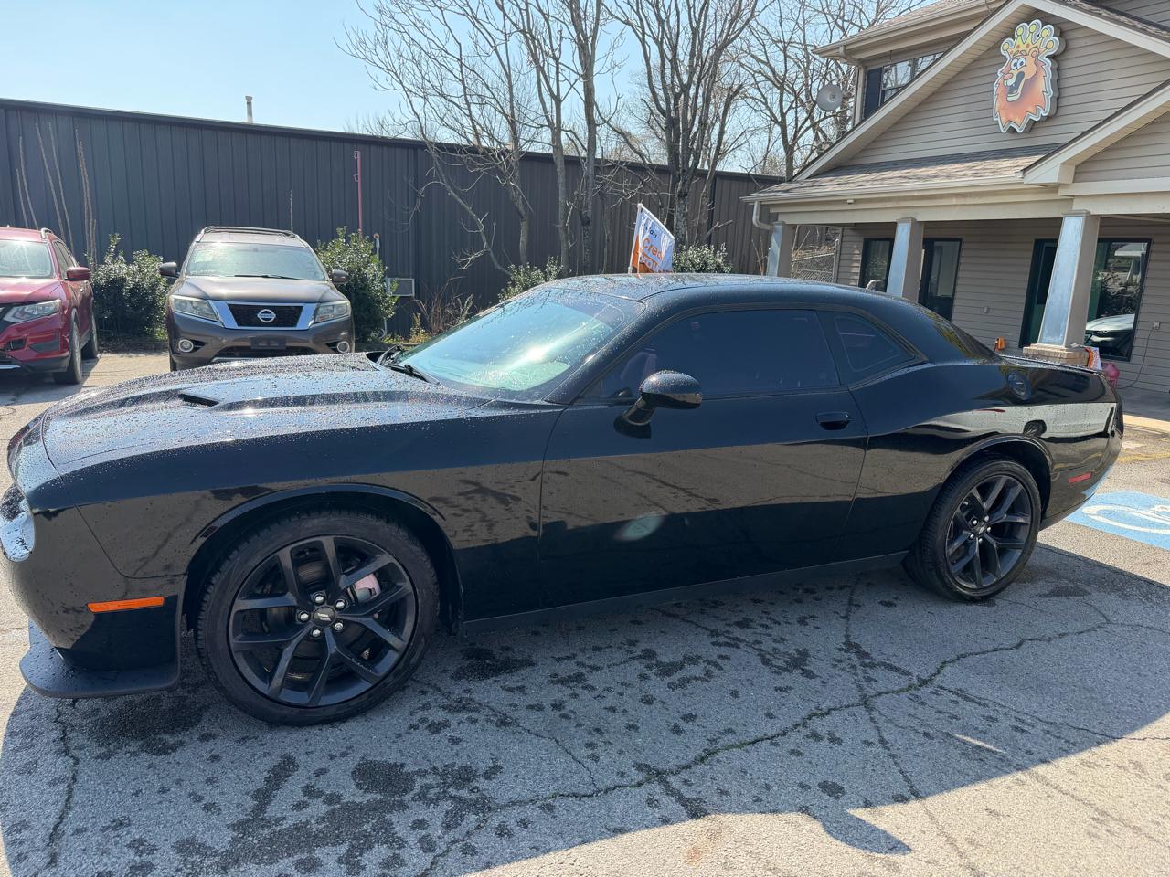 Dodge Challenger SXT 2021