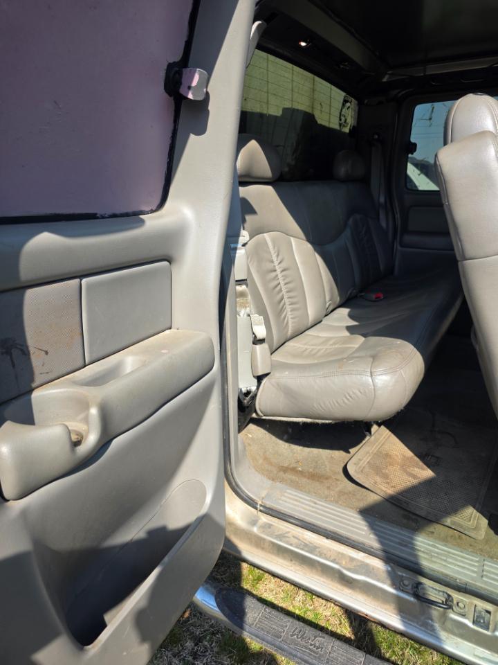 Chevrolet Silverado 1500 LT Ext. Cab Long Bed 4WD 2001