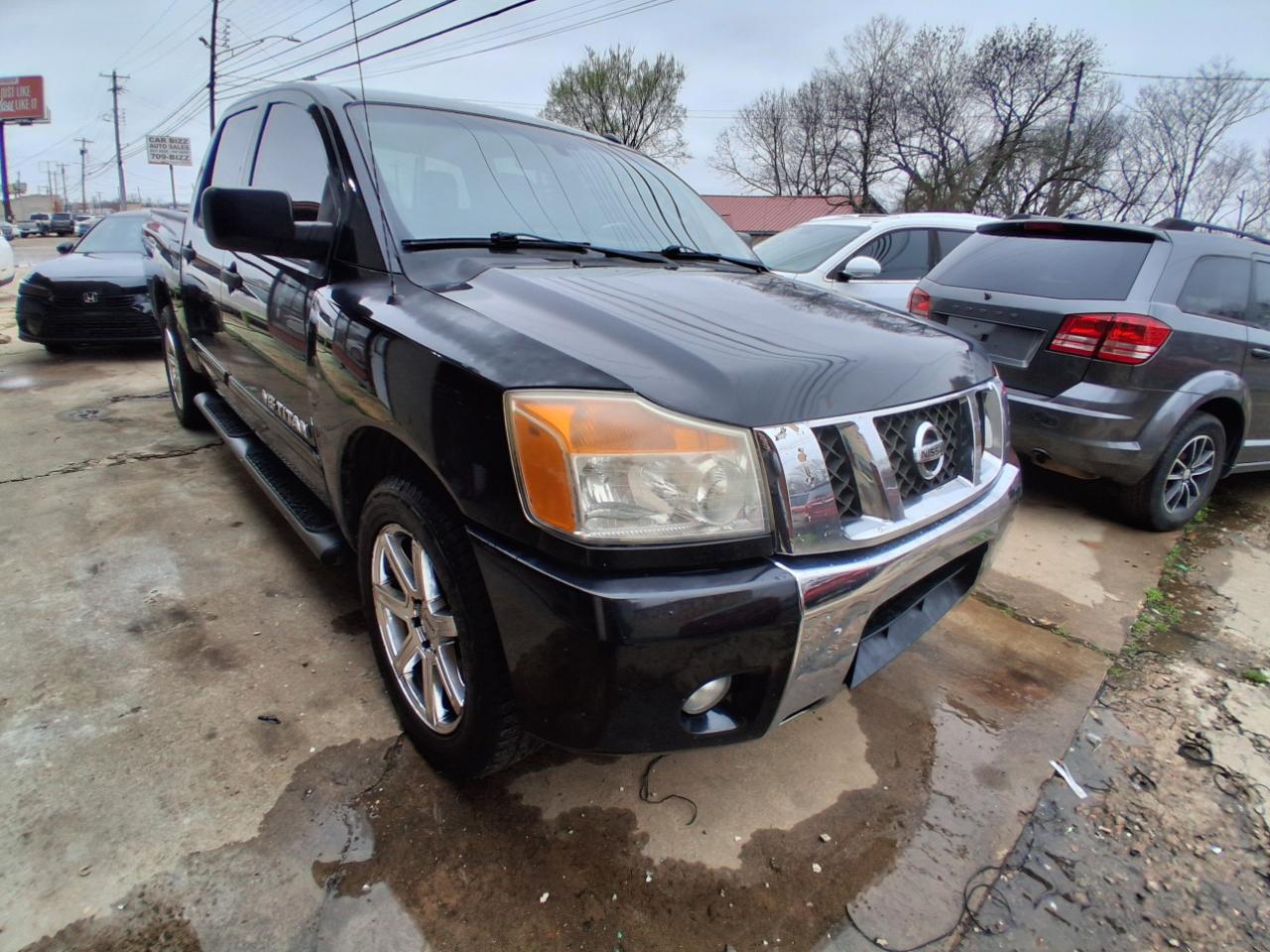 Nissan Titan SV Crew Cab 2WD 2013