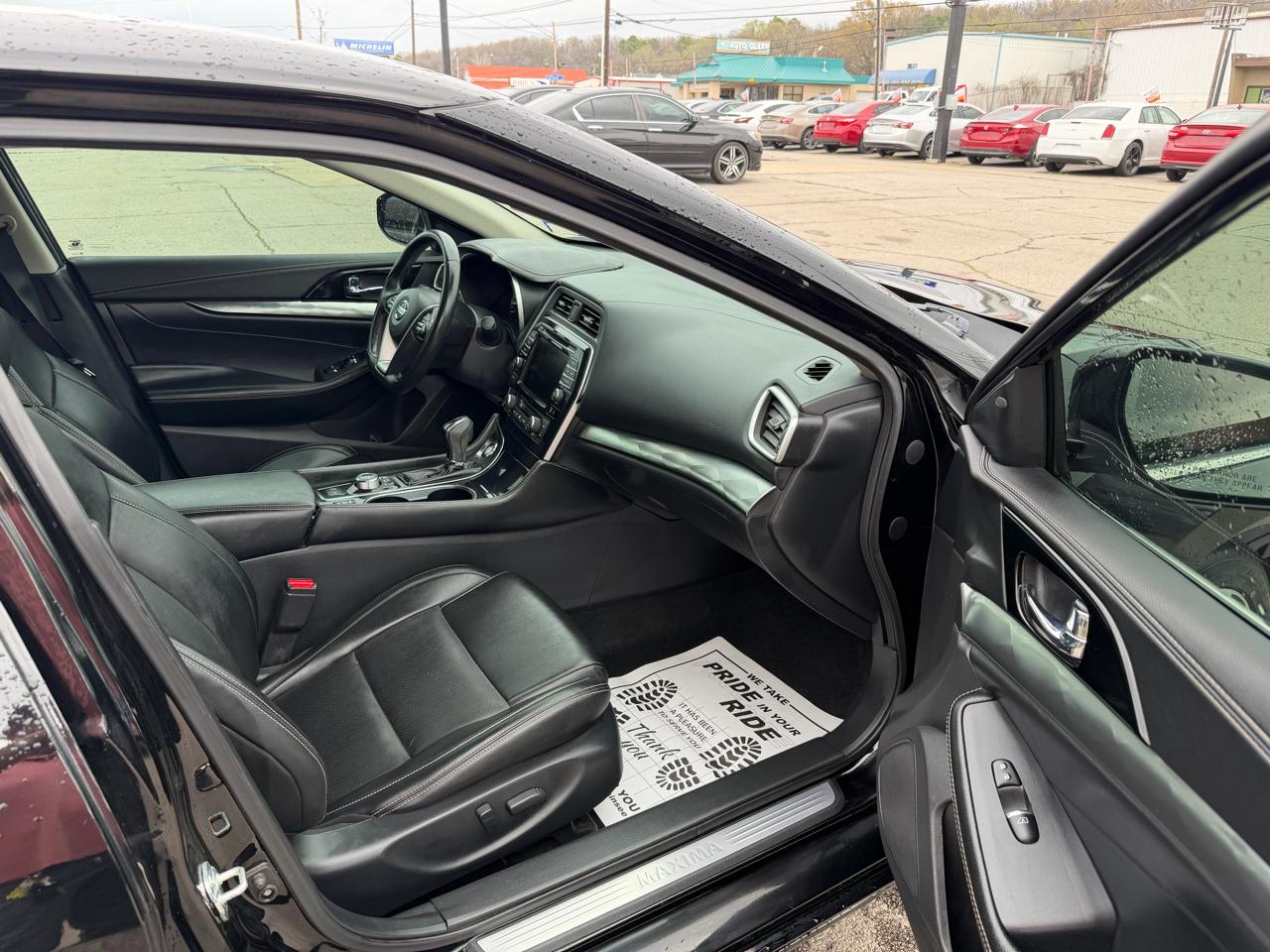 Nissan Maxima 3.5 SV 2020