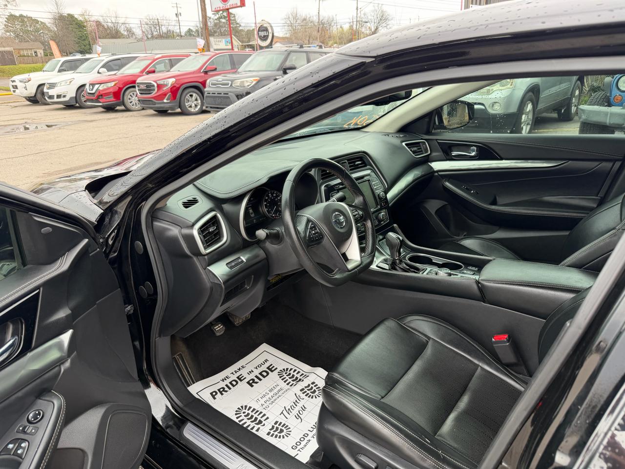 Nissan Maxima 3.5 SV 2020