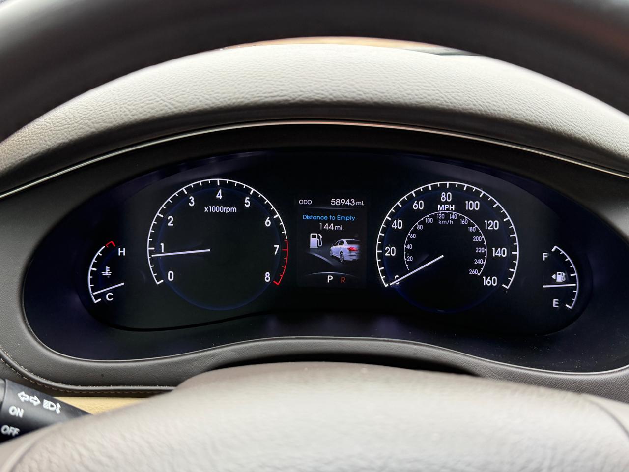 Hyundai Genesis 5.0L R-Spec 2013