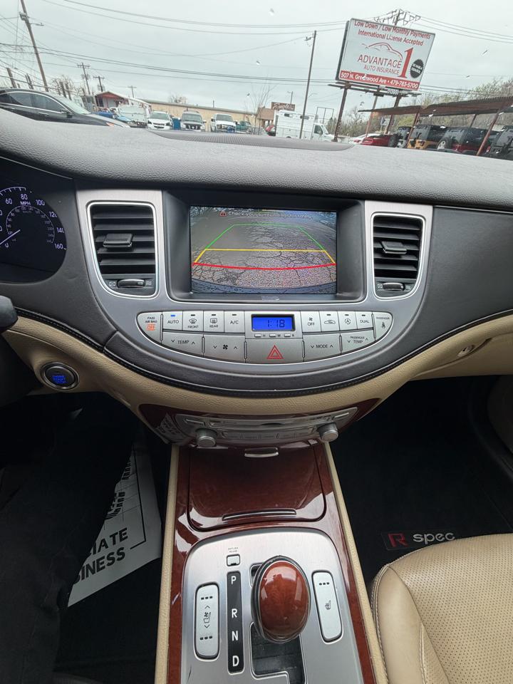 Hyundai Genesis 5.0L R-Spec 2013