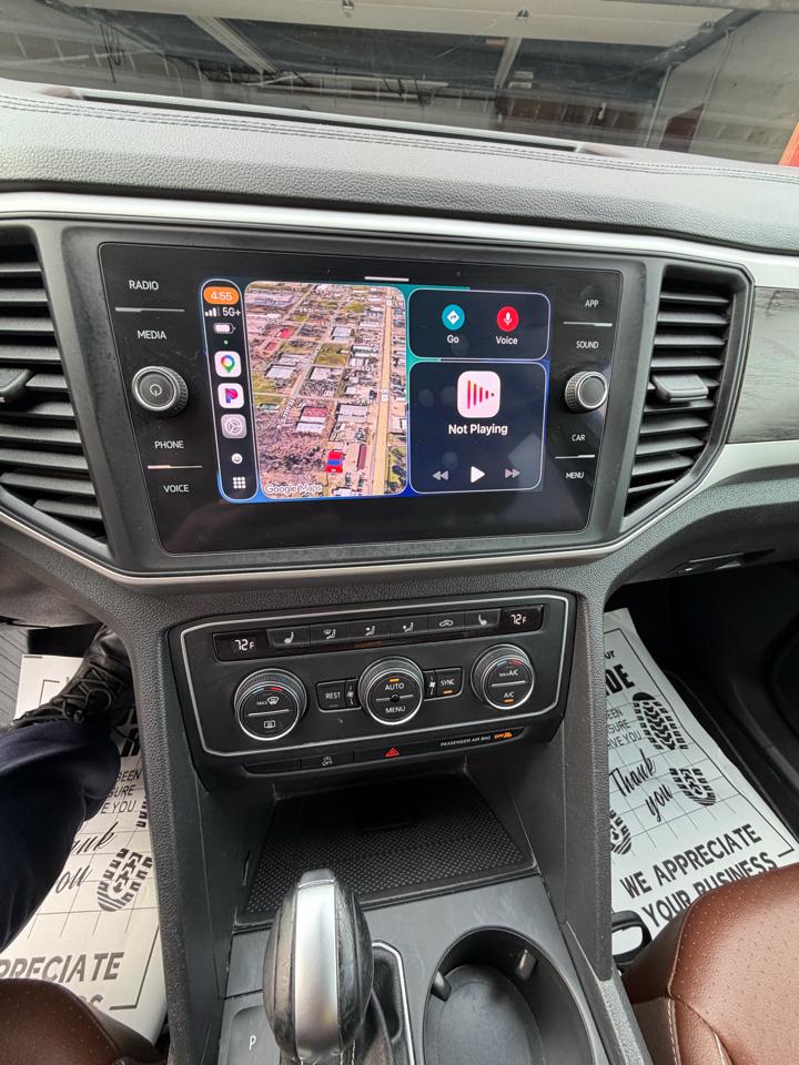 Volkswagen Atlas V6 SE w/Technology 2021