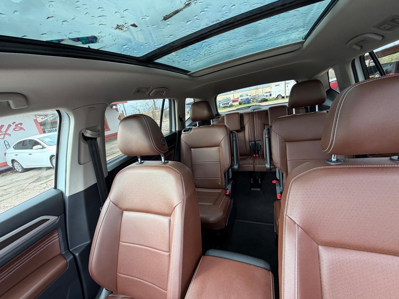 Volkswagen Atlas V6 SE w/Technology 2021