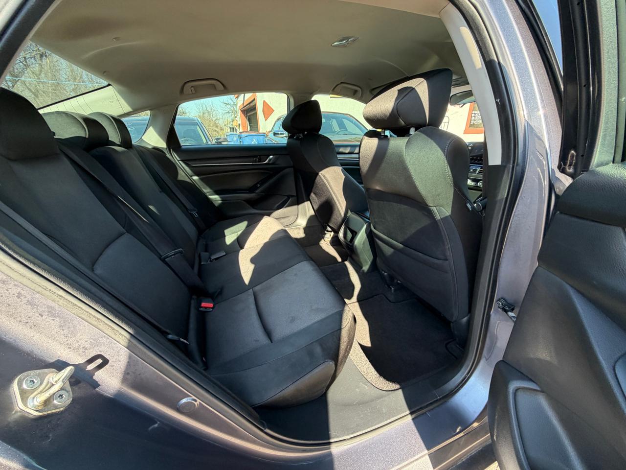 Honda Accord LX CVT 2019