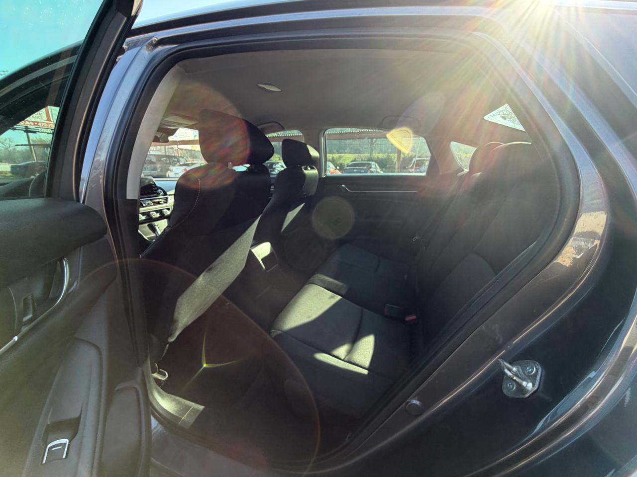 Honda Accord LX CVT 2019