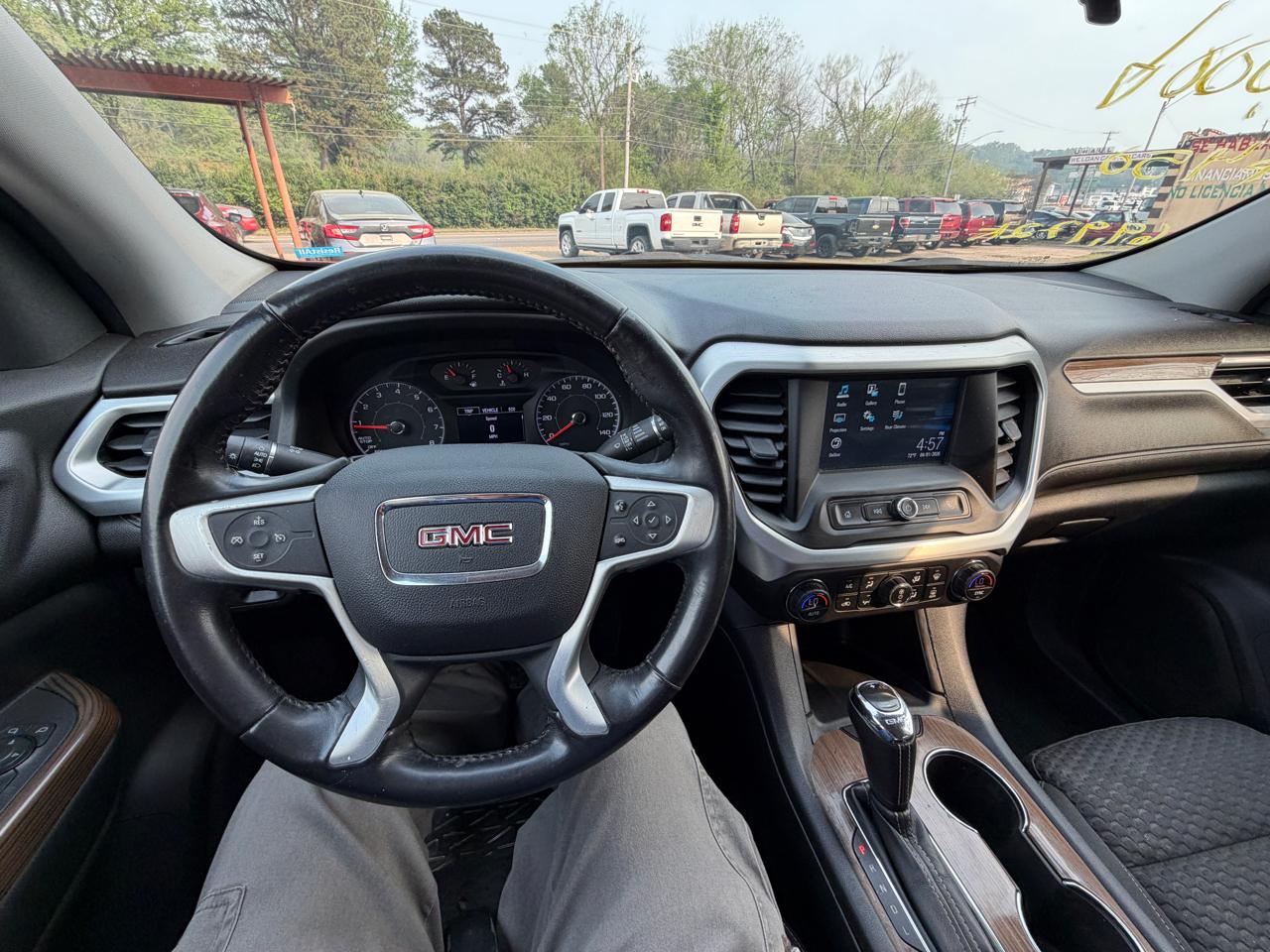 GMC Acadia SLE-1 FWD 2019