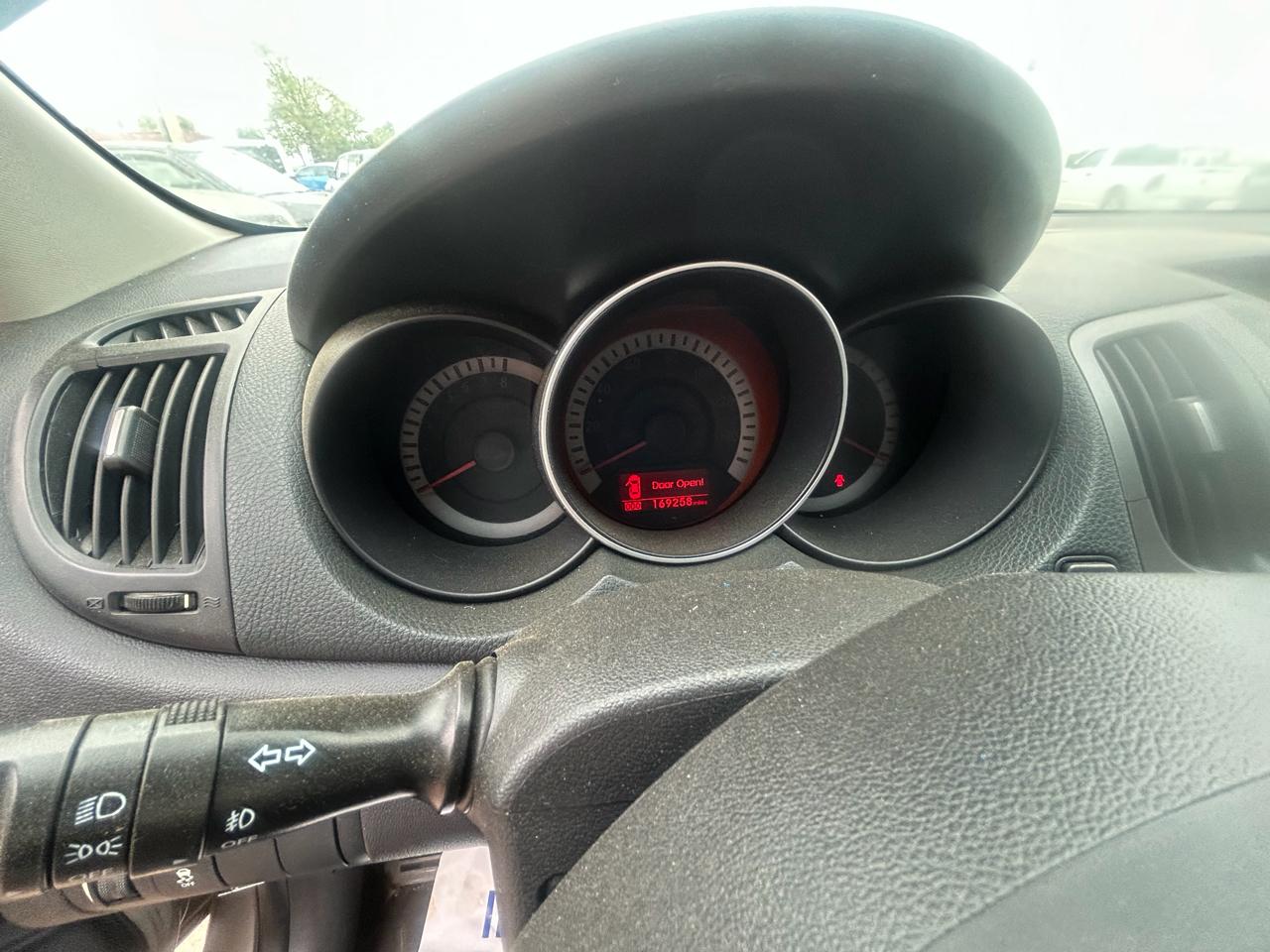 Kia Forte Koup SX 2010