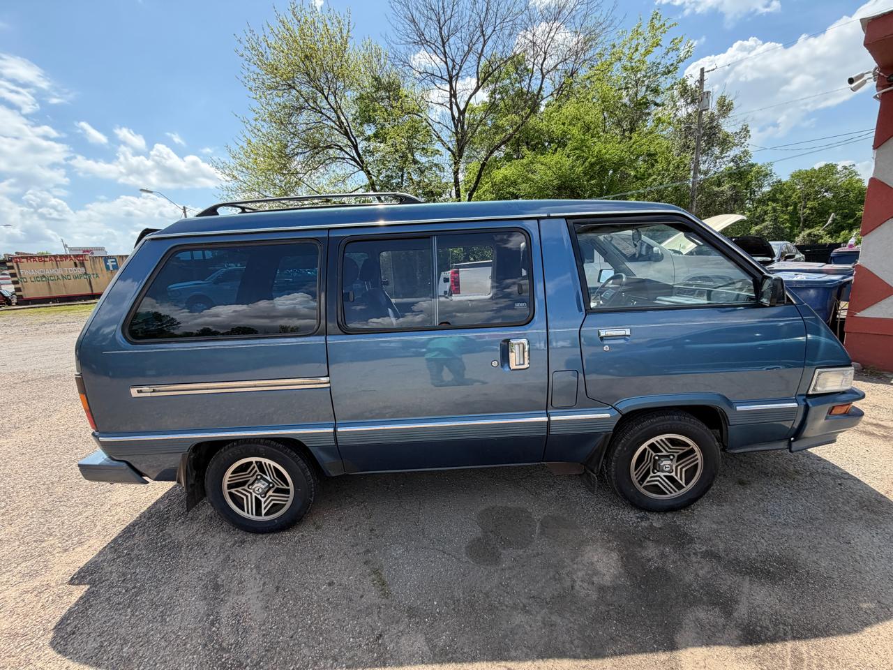 Toyota Van LE 1989