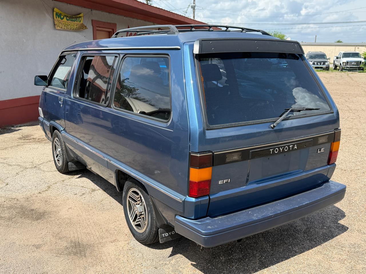 Toyota Van LE 1989