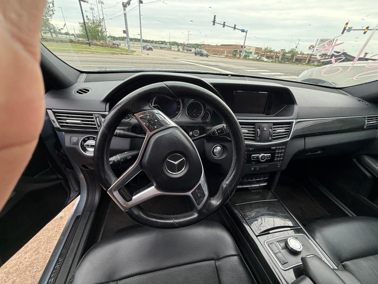 Mercedes-Benz E-Class E350 4MATIC Sedan 2013