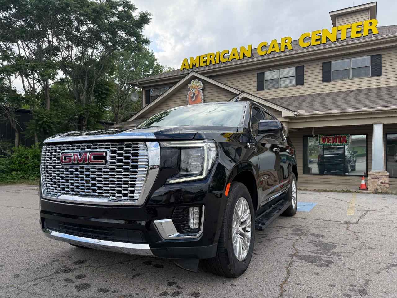 GMC Yukon SLT 4WD 2023