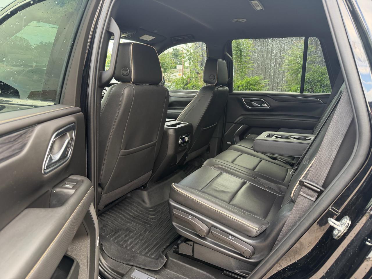 GMC Yukon SLT 4WD 2023