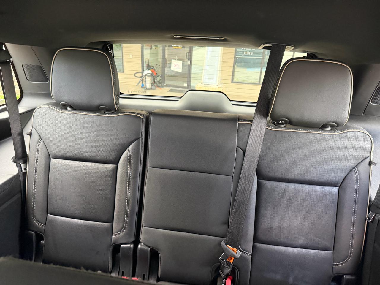 GMC Yukon SLT 4WD 2023