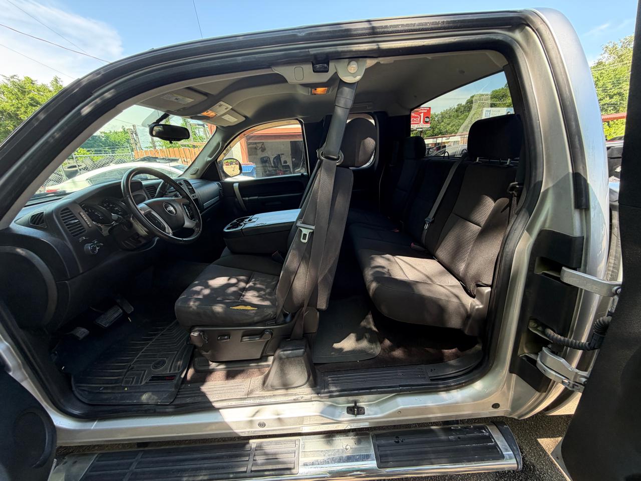 Chevrolet Silverado 1500 LT1 Extended Cab Long Box 4WD 2010