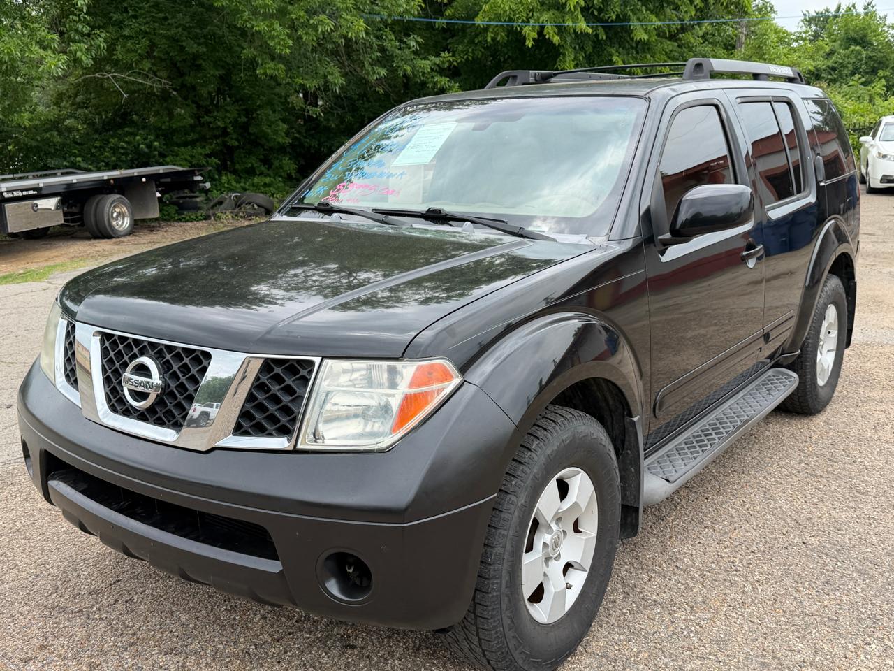 Nissan Pathfinder LE 2WD 2006