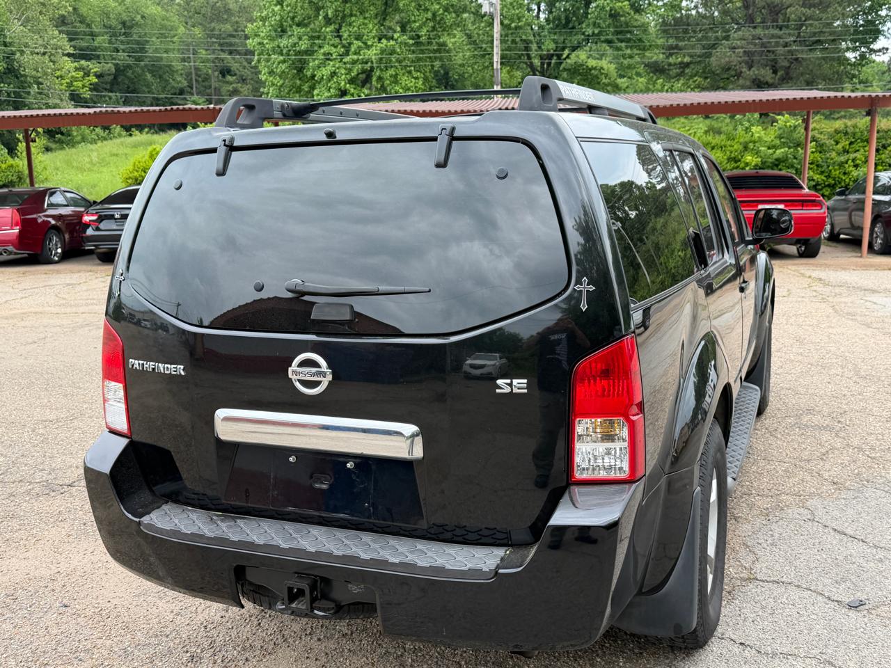 Nissan Pathfinder LE 2WD 2006