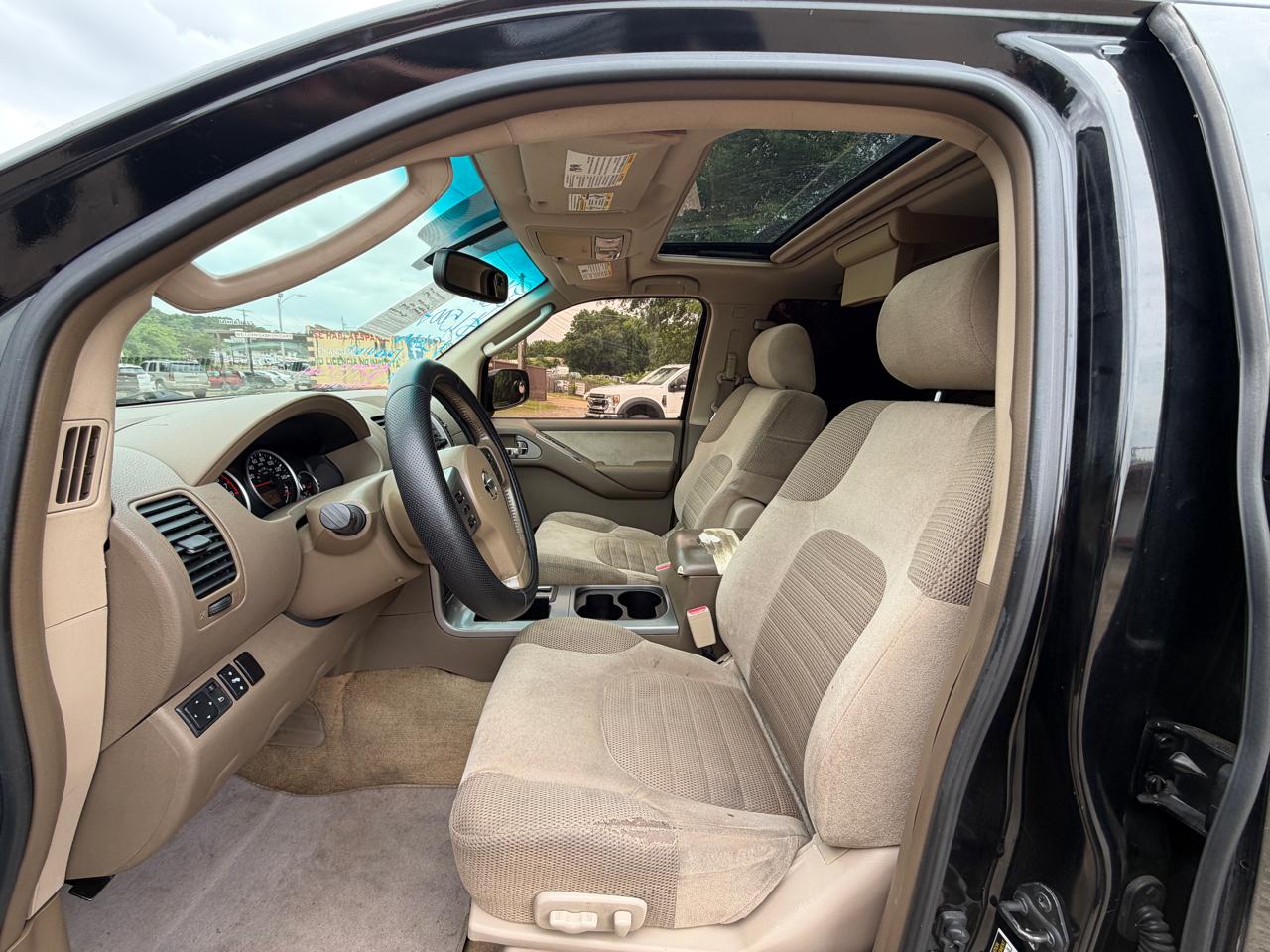 Nissan Pathfinder LE 2WD 2006