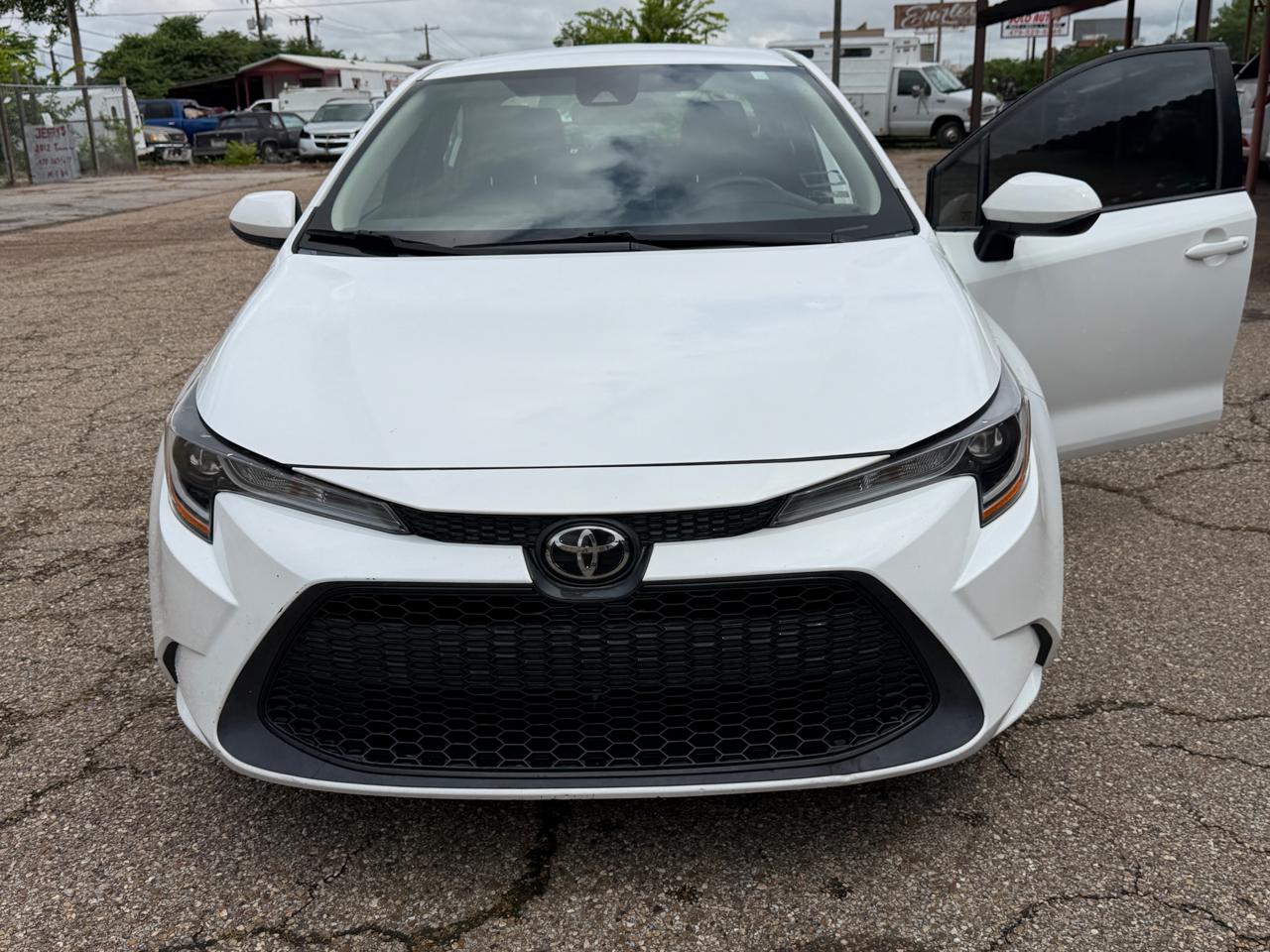 Toyota Corolla LE 2021