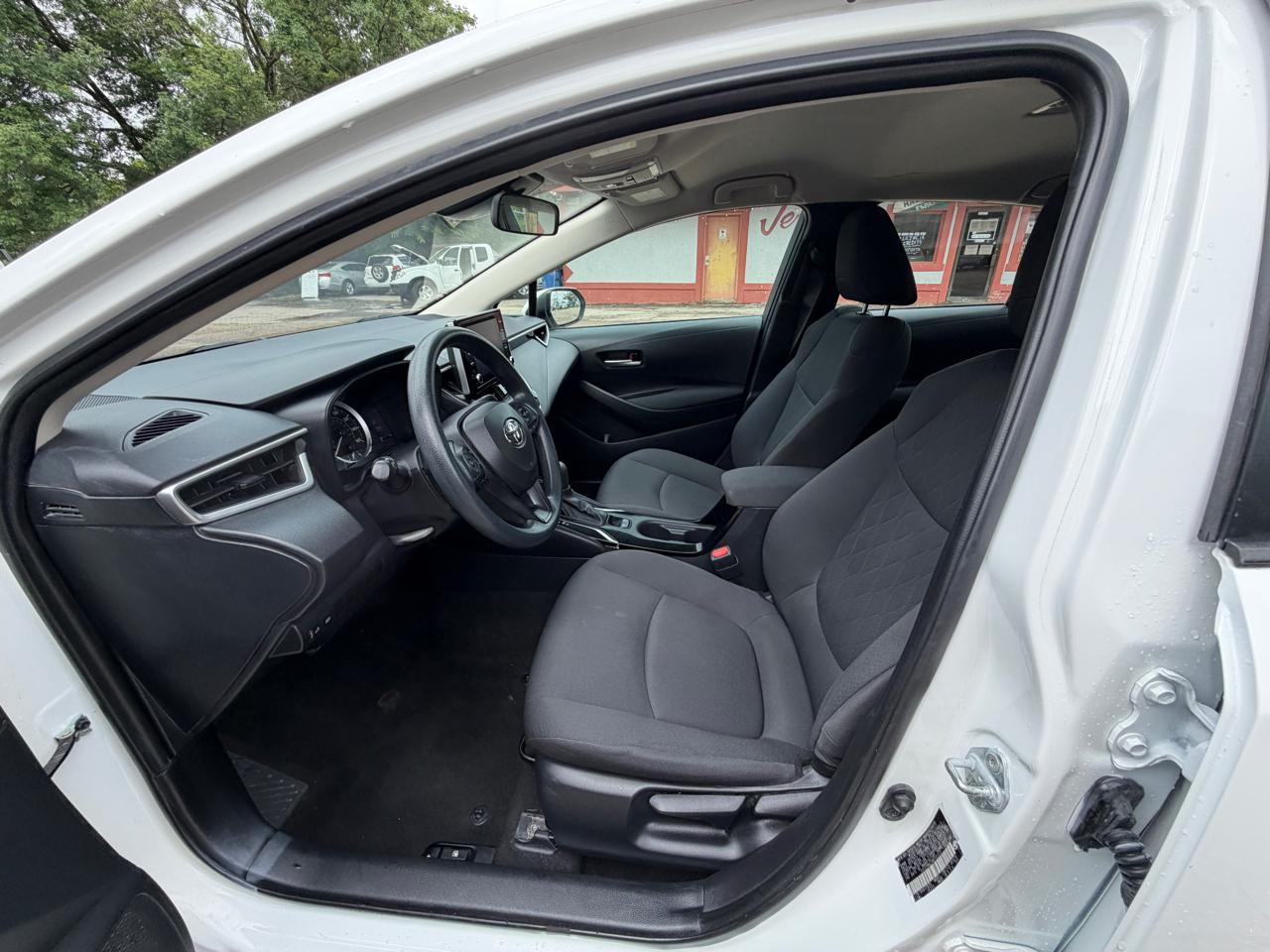 Toyota Corolla LE 2021