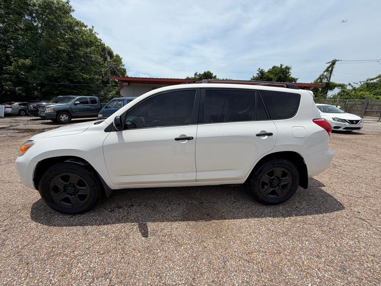Toyota RAV4 Base V6 2WD 2007
