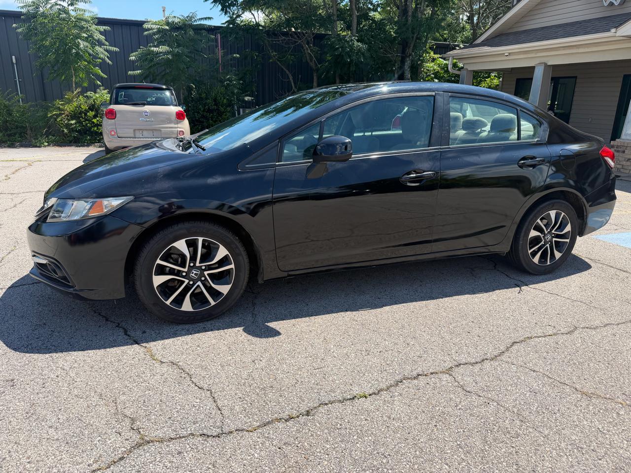 Honda Civic EX Sedan 5-Speed AT 2013