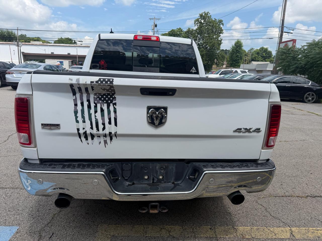 RAM 1500 Laramie Crew Cab SWB 4WD 2017