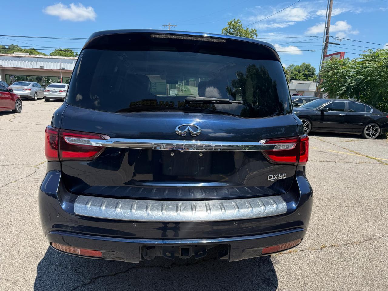 Infiniti QX80 LUXE 2020