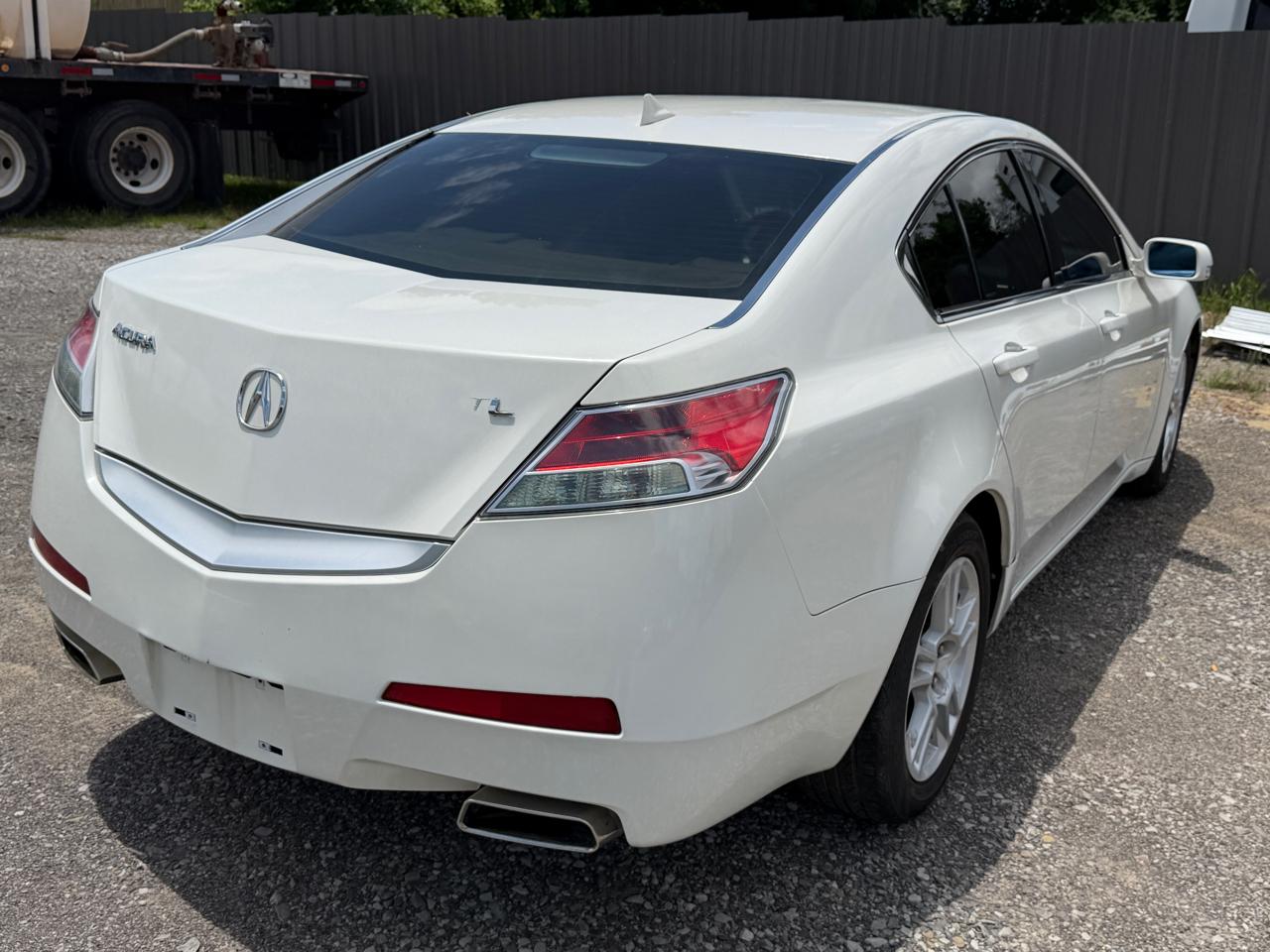 Acura TL 5-Speed AT 2009