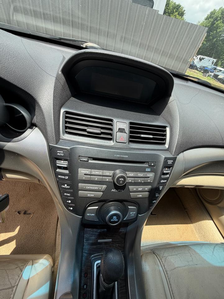 Acura TL 5-Speed AT 2009