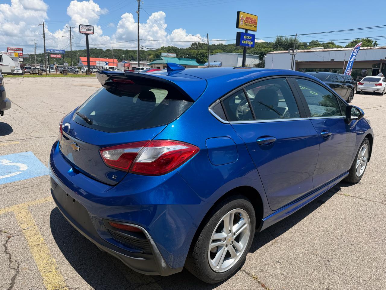 Chevrolet Cruze LT Auto Hatchback 2017