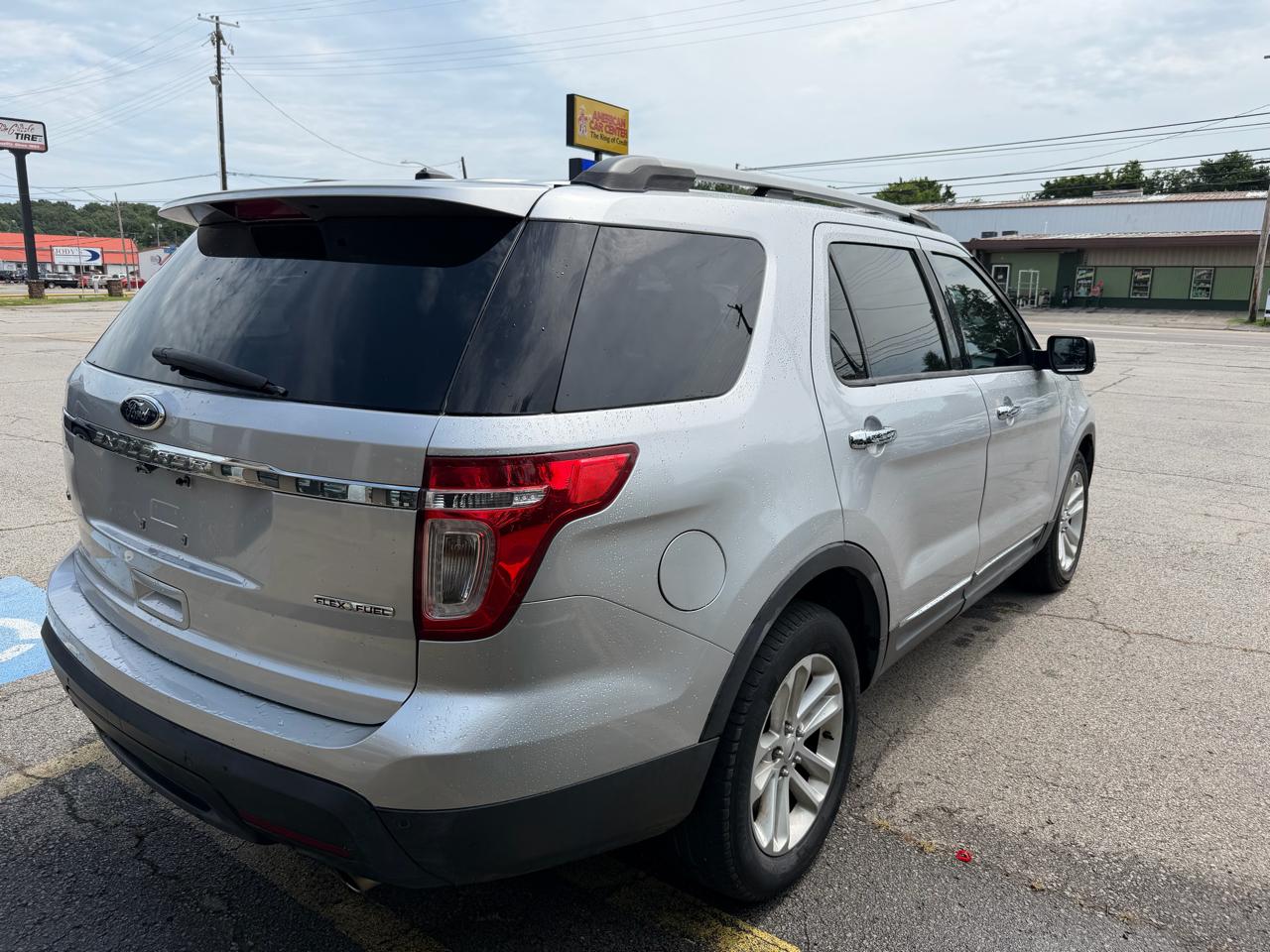 Ford Explorer XLT FWD 2014