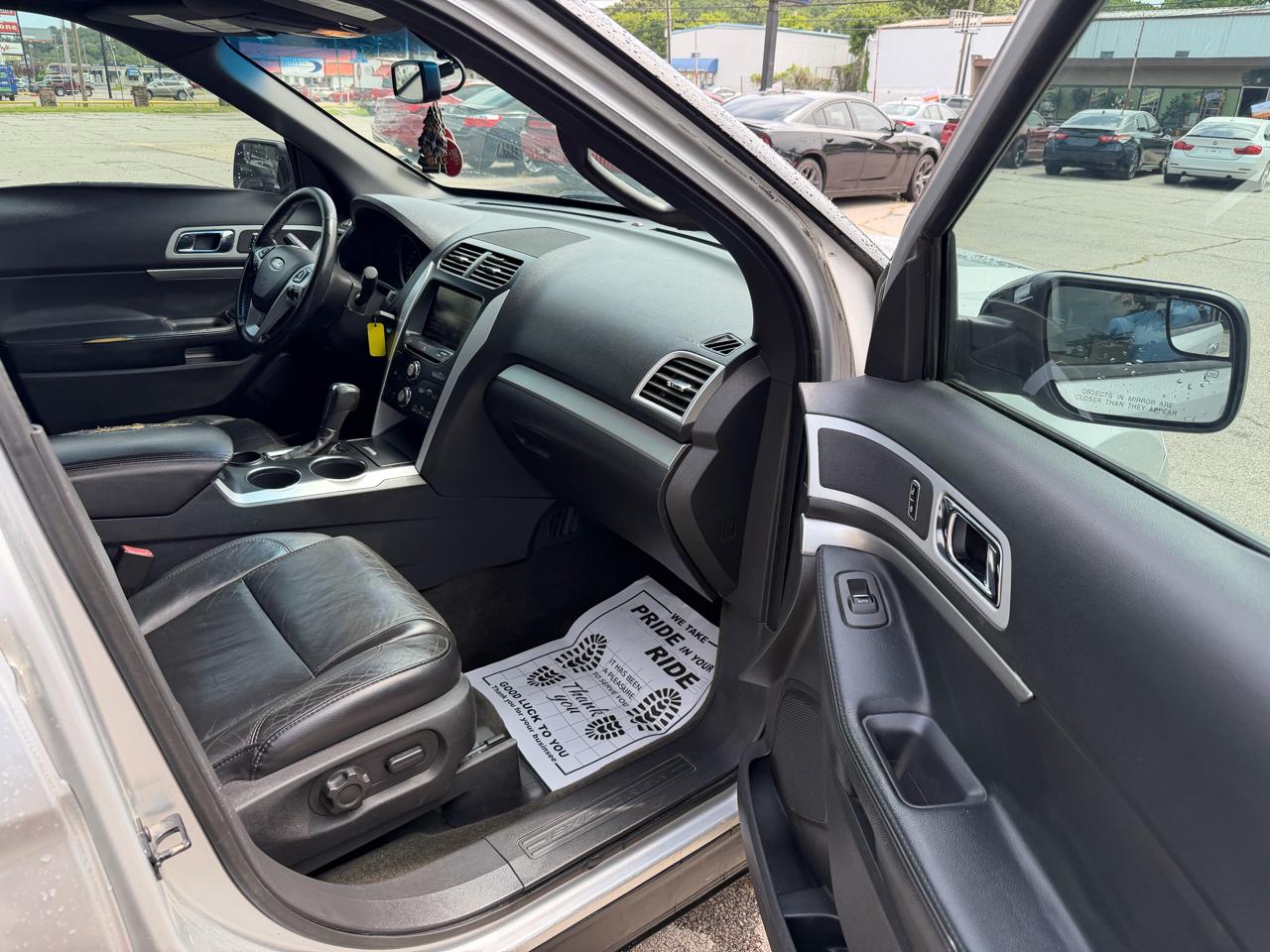 Ford Explorer XLT FWD 2014