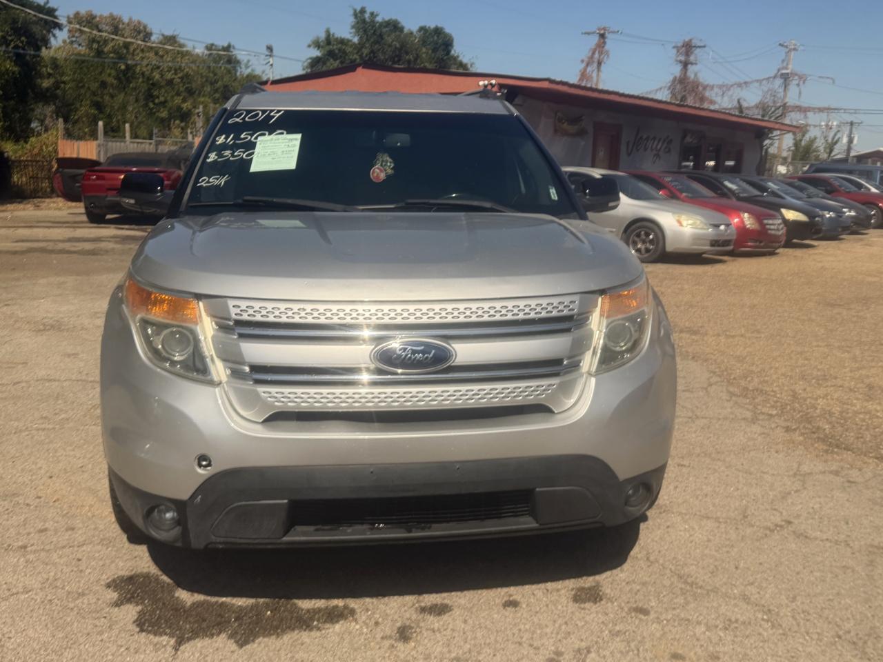 Ford Explorer XLT FWD 2014