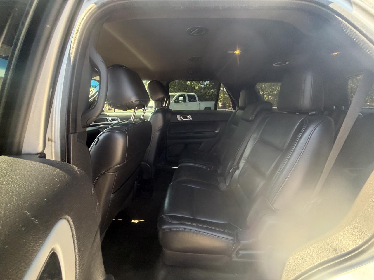 Ford Explorer XLT FWD 2014