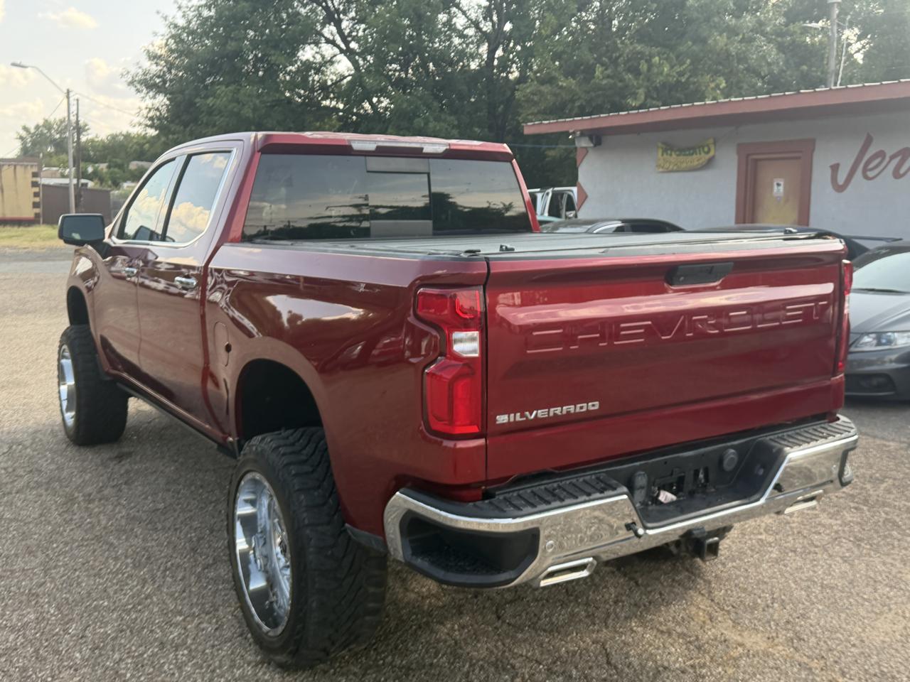 Chevrolet Silverado 1500 LTZ Crew Cab 4WD 2021