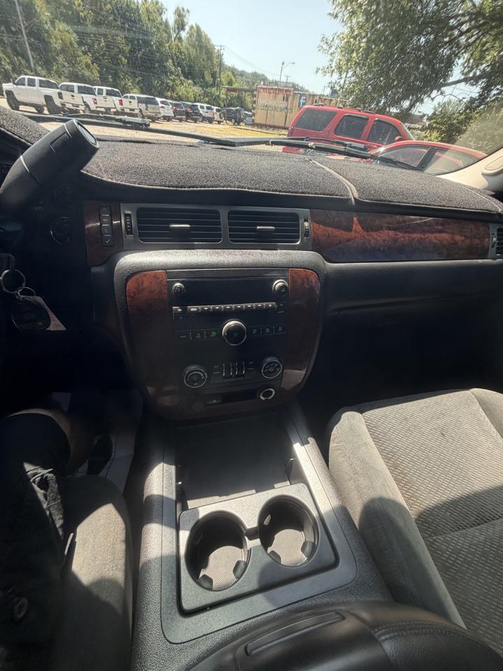 Chevrolet Tahoe LTZ 2WD 2007