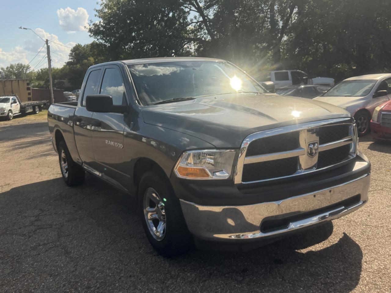 RAM 1500 ST Quad Cab 2WD 2012
