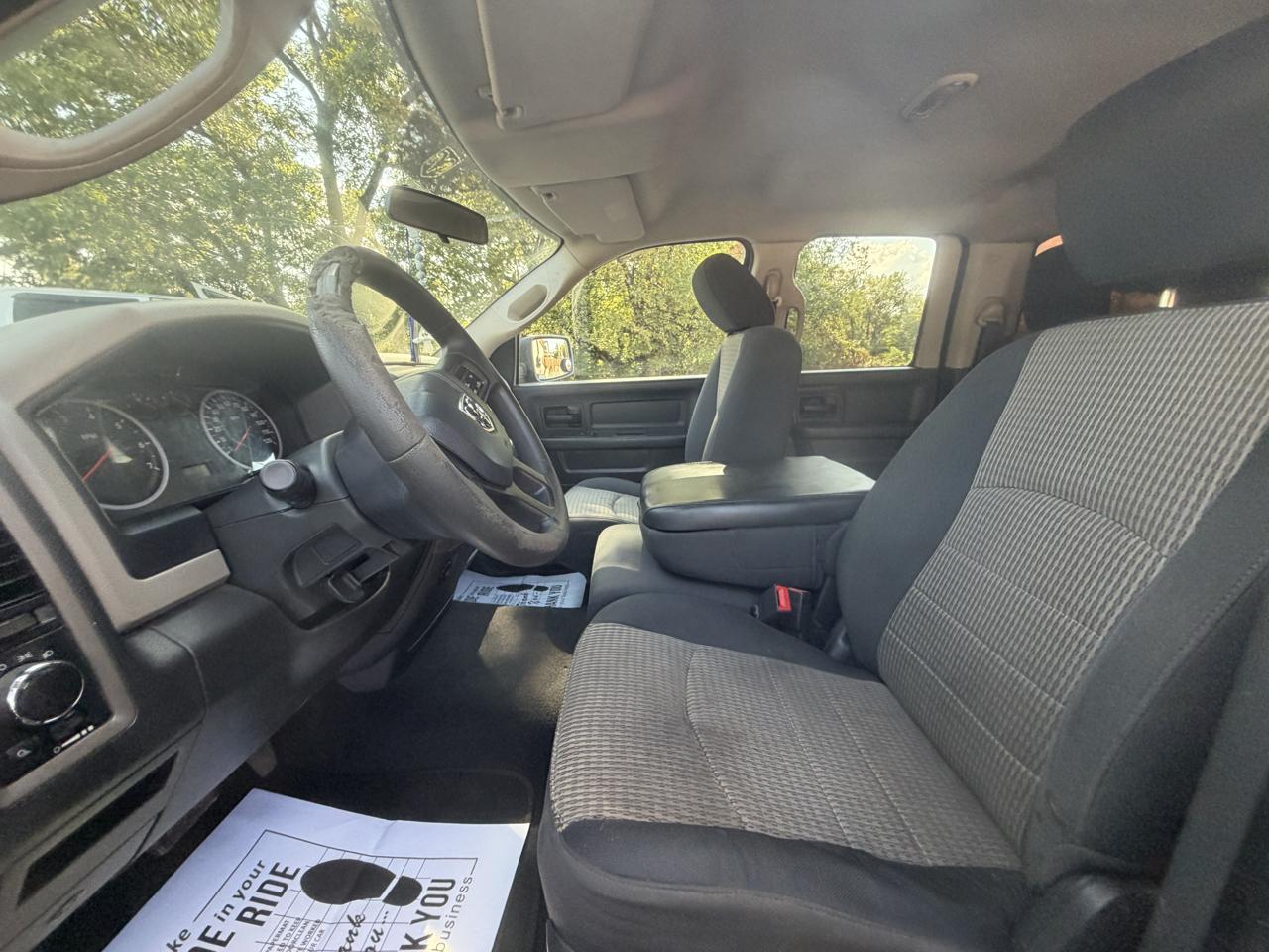 RAM 1500 ST Quad Cab 2WD 2012