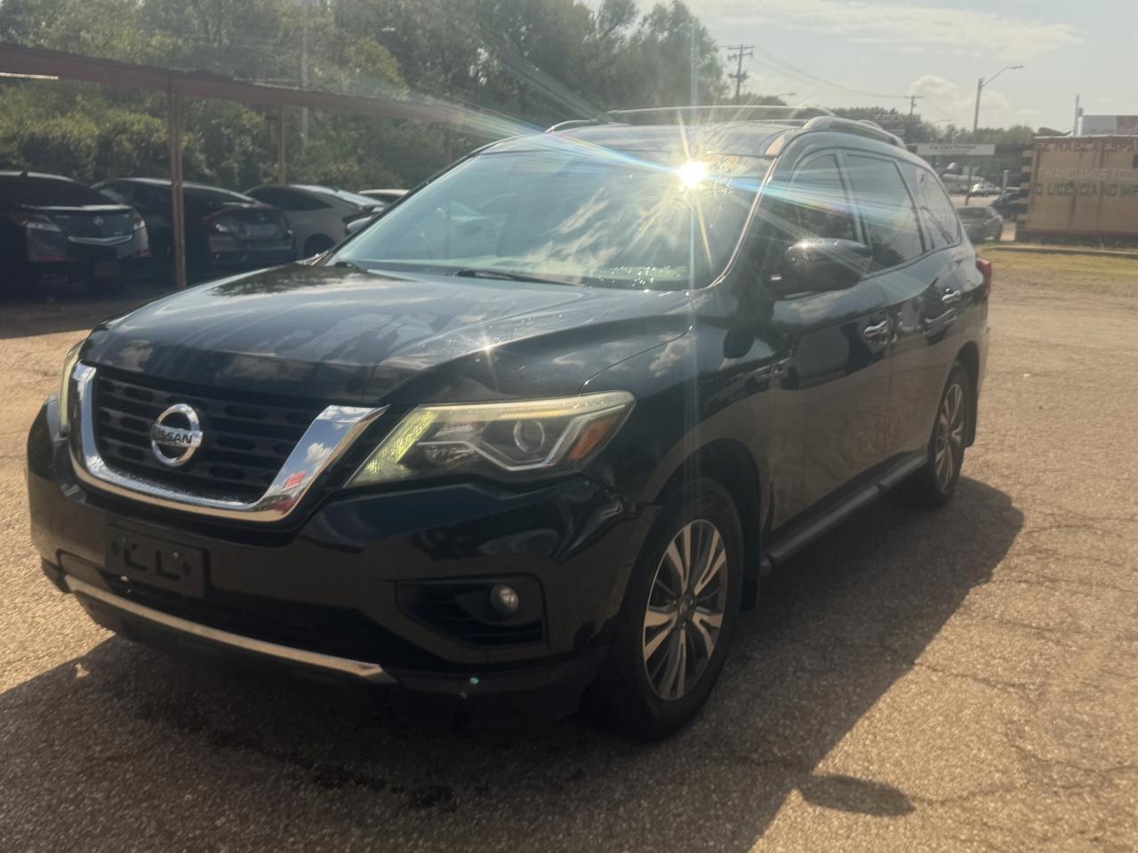 2017 Nissan Pathfinder Platinum 4WD