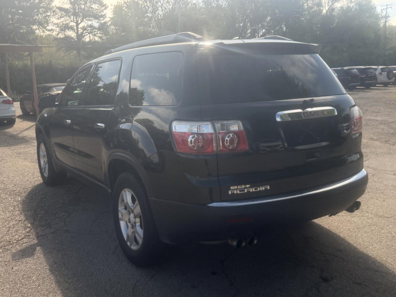 GMC Acadia SLE-1 FWD 2012