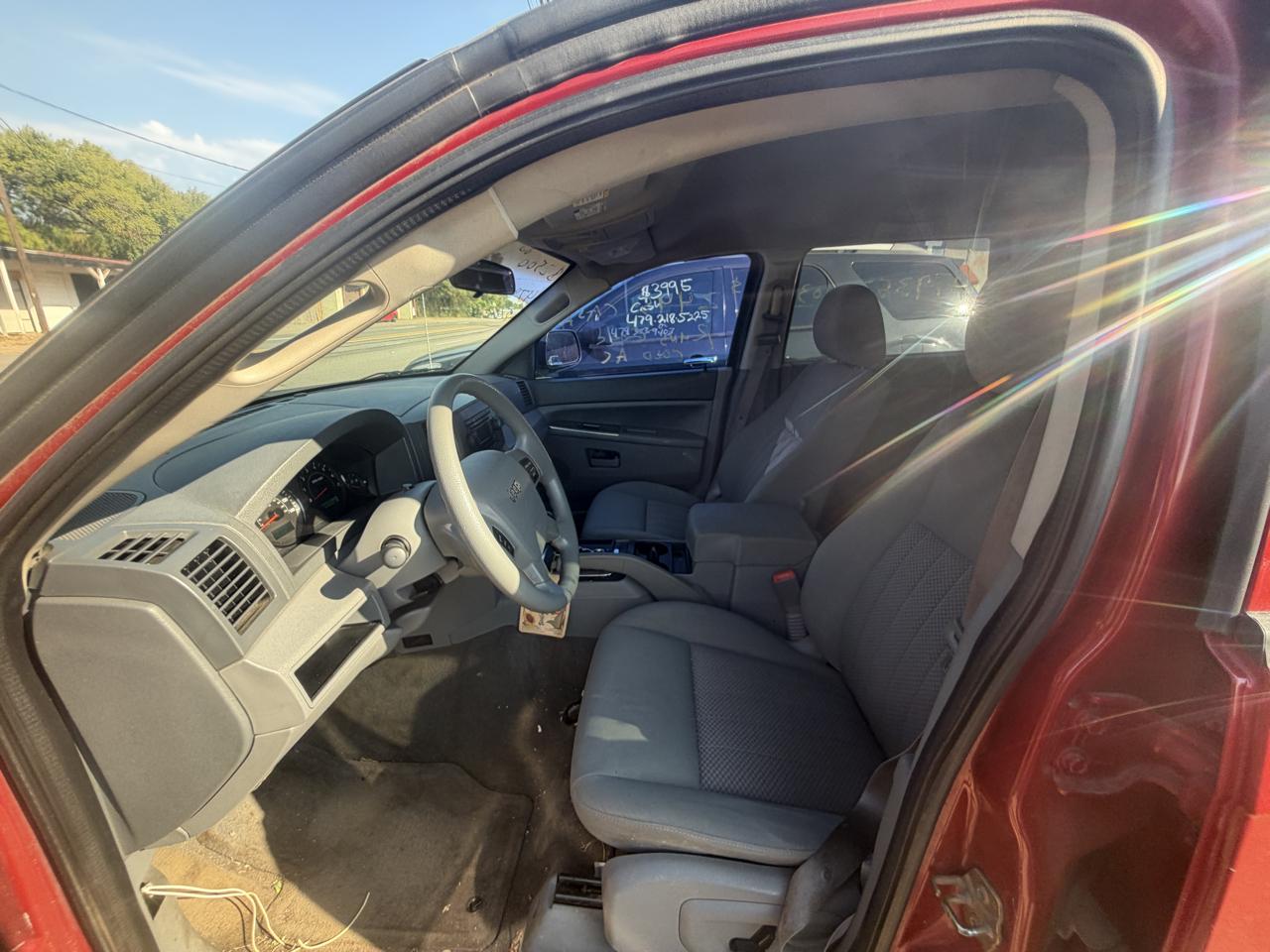 Jeep Grand Cherokee Laredo 4WD 2005