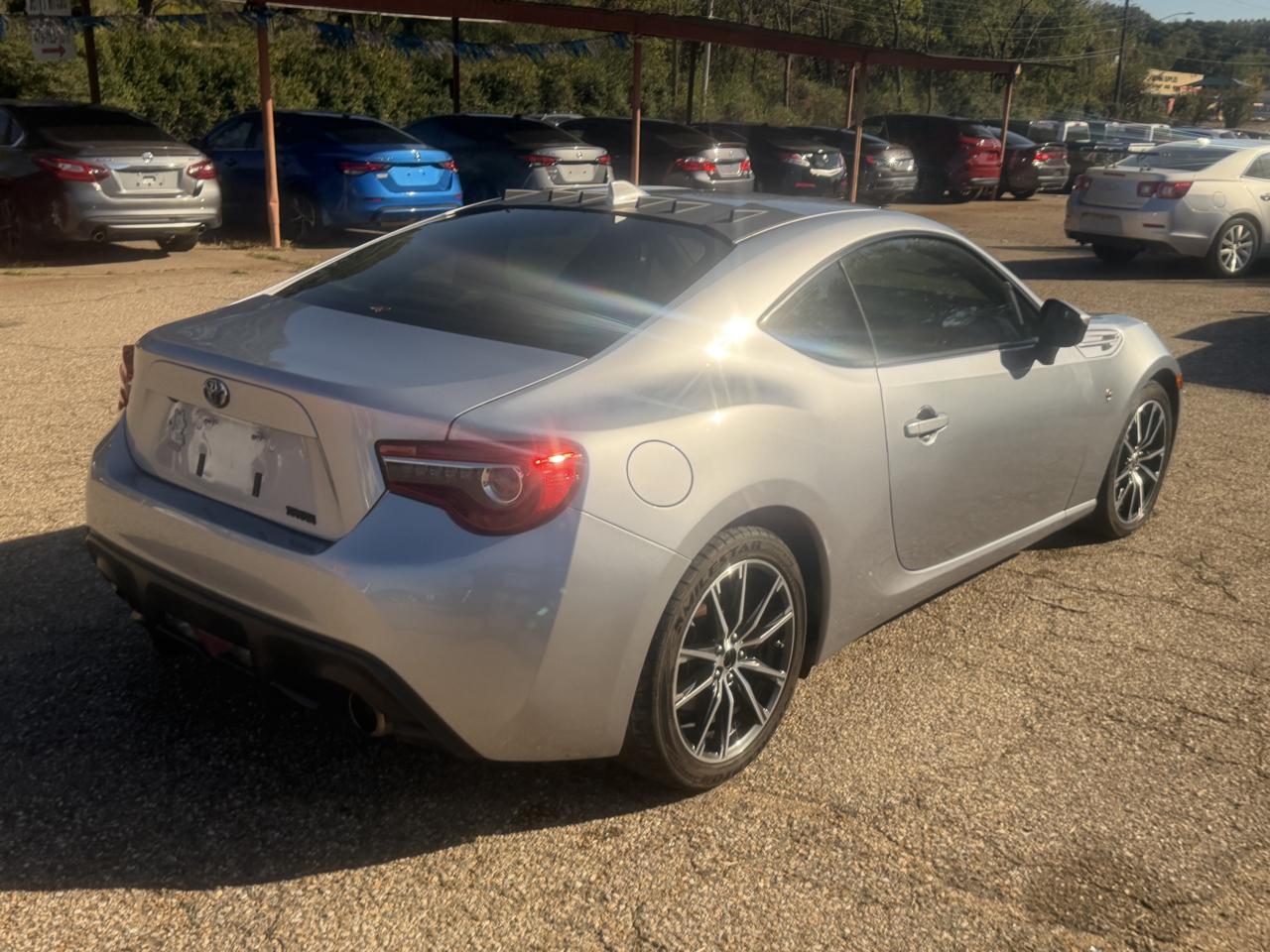 Toyota 86 Base 6A 2020
