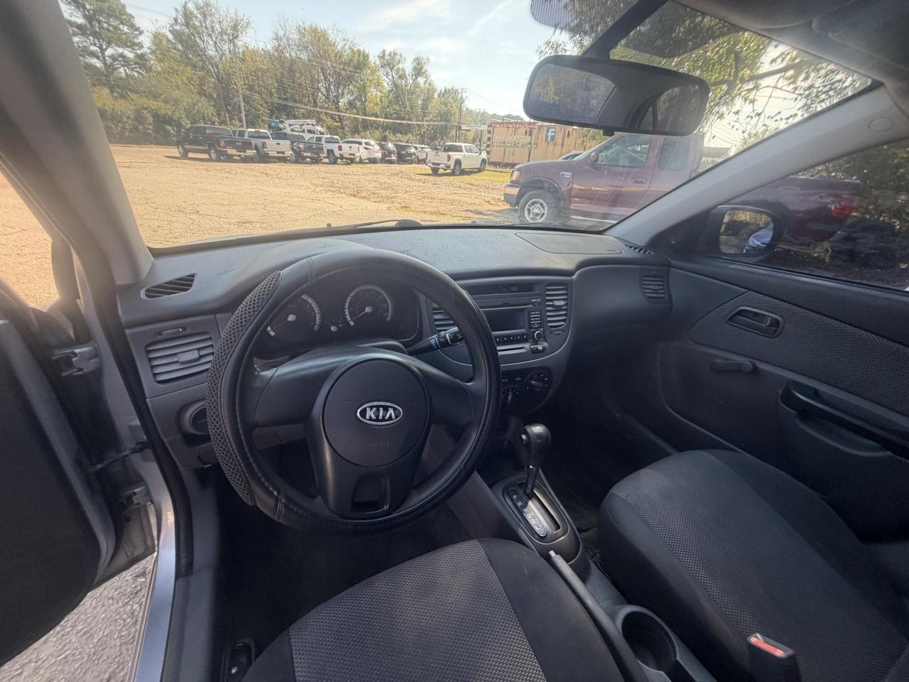 Kia Rio Base 2010