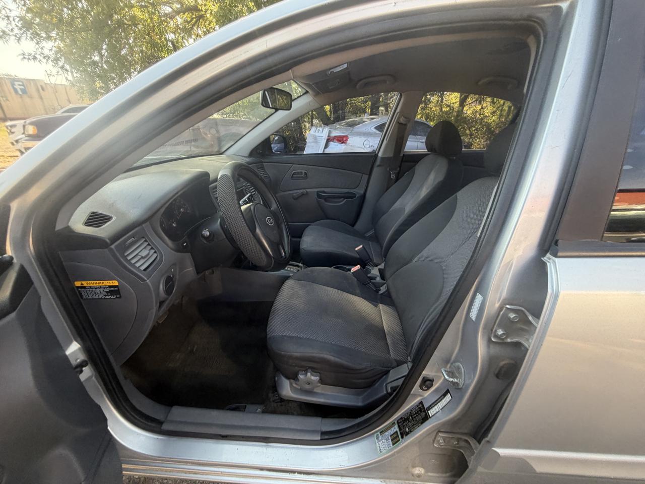 Kia Rio Base 2010