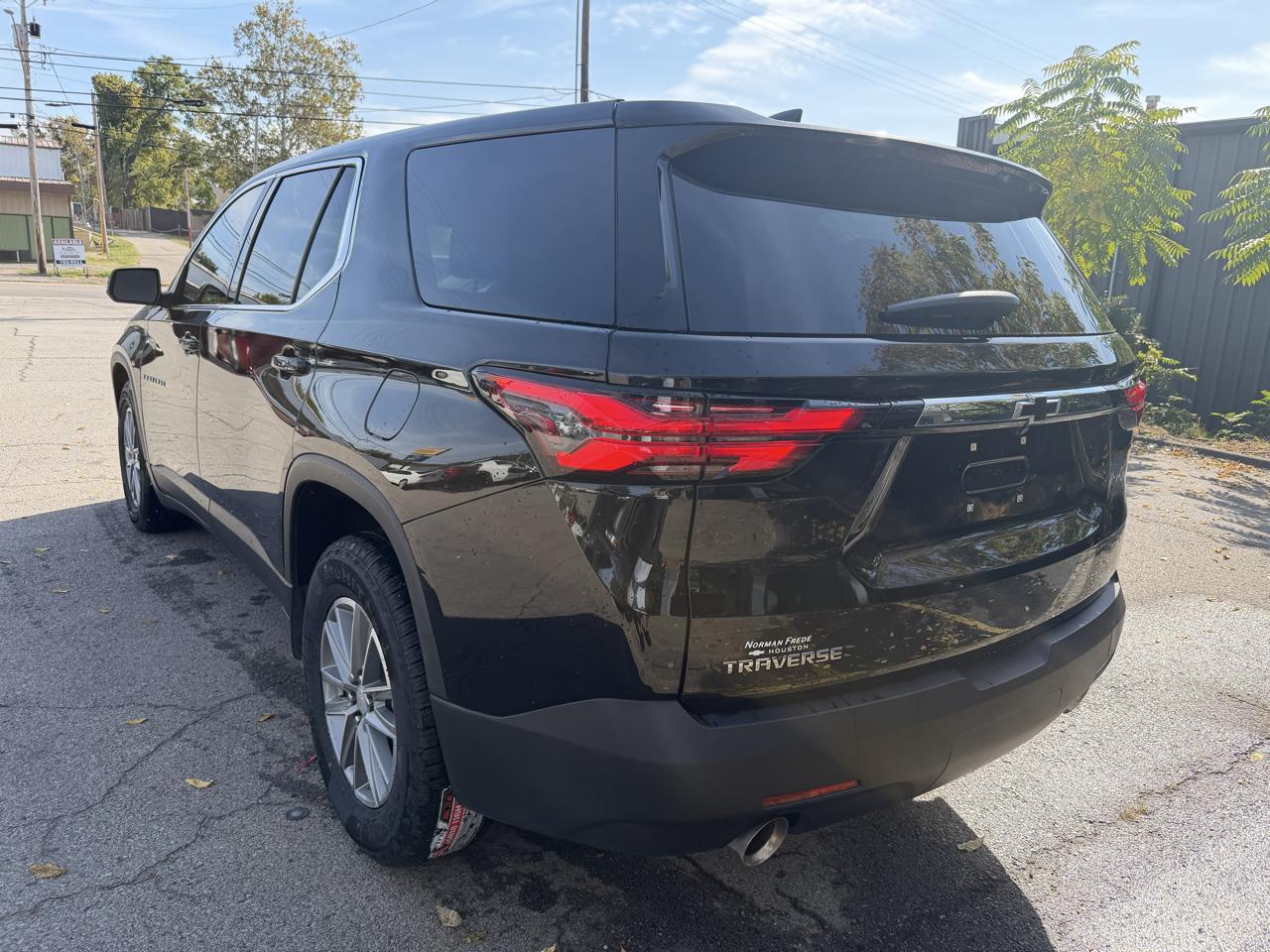 Chevrolet Traverse LS FWD 2023