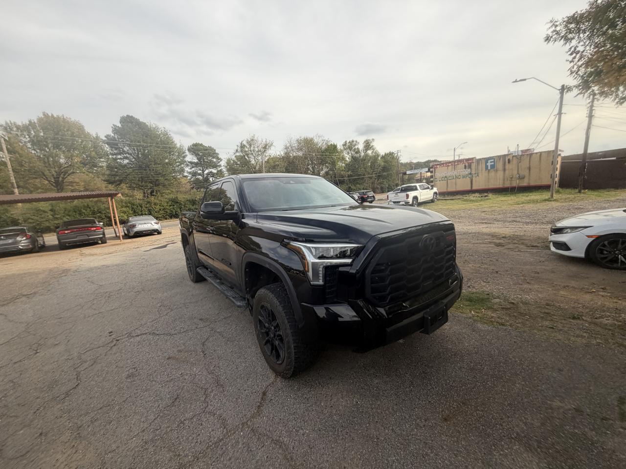 Toyota Tundra Limited CrewMax 4WD 2024